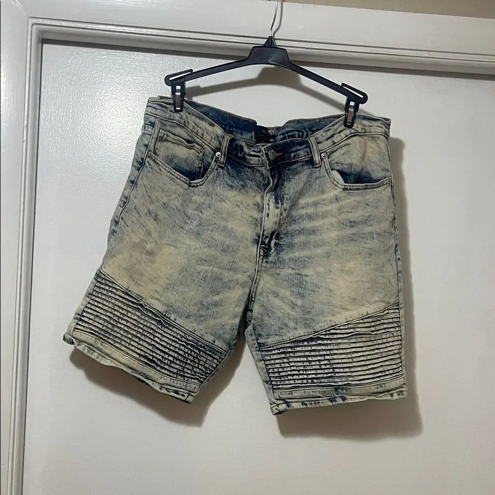 Forever 21 Distressed Light Blue Jean Shorts size 38 slim